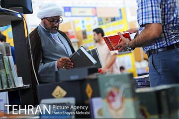 هفتمین روز نمایشگاه بین المللی کتاب تهران 31