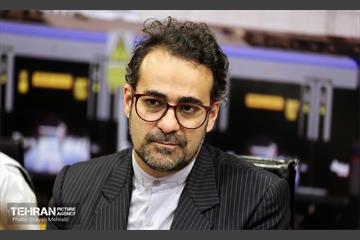 افتتاح نمایشگاه عکس رومانی در ایستگاه مترو تجریش 26