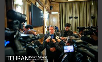 جلسه انتخاب سرپرست شهرداری 18