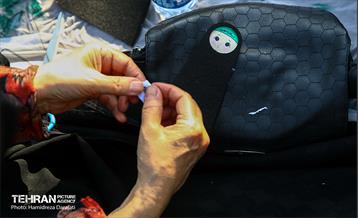 آیین آماده سازی دست سازه های نمدی برای کودکان اربعینی  17