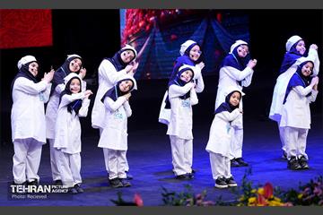 آئین تجلیل از پرستاران فعال در جنگ 12 روزه تحمیلی 40