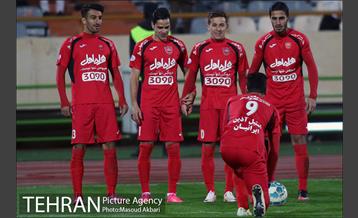 دیدار تیم های فوتبال پرسپولیس و سایپا