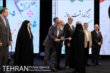 تجلیل از کارگران نمونه شهرداری تهران 31