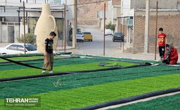 ساخت زمین چمن مصنوعی در شهر قصرشیرین 3