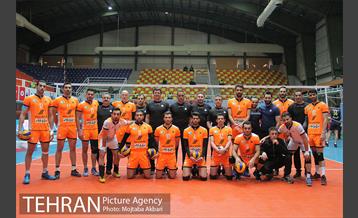 دیدار تیم های والیبال سایپا تهران و خاتم اردکان