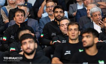 مراسم تجلیل از کشتی‌گیران قهرمان (جشنی برای ایران)  13