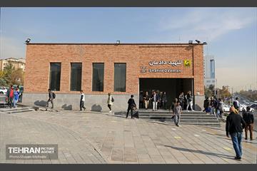 ایستگاه مترو دادمان 21