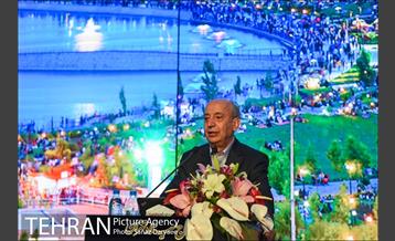 آیین اختتامیه دهمین جشنواره بین المللی برترین های پژوهش و نوآوری در مدیریت شهری 16