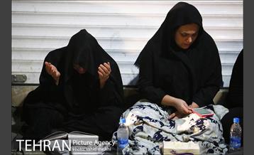 احیای شب بیست و سوم ماه مبارک رمضان در میدان امام حسین (ع) 16