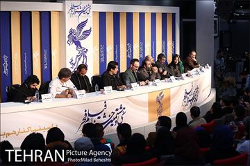 نشست خبری فیلم دوزیست 17