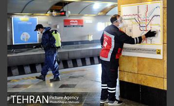 عملیات ضدعفونی کردن مترو تهران 56