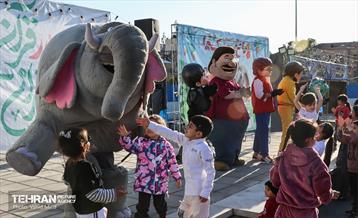 ویژه برنامه باغ عروسک‌ها در بوستان دانشجو 10