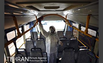 بازدید شهردار تهران از عملیات ضد عفونی کردن اتوبوس های شهری 2