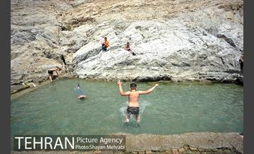 جاری‌ شدن آب در چشمه‌علی 2