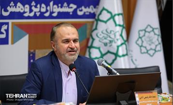 آیین اختتامیه چهاردمین جشنواره پژوهش و نوآوری در مدیریت شهری 47