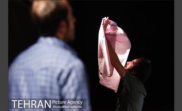 نمایش خروج اضطراری‎ 11