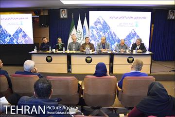 نشست خبری بررسی عملکرد شرکت ارتباط مشترک شهر  21