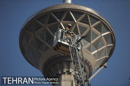 بازدید دکتر نجفی از مانور نیروهای آتش نشانی 7