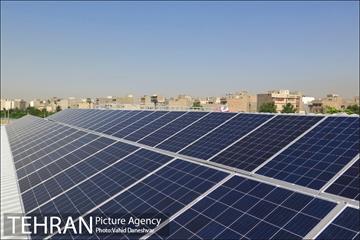 آیین افتتاح نیروگاه خورشیدی و کوچه دوستی در منطقه۱۷