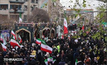 تشییع پیکر ۱۰۰ شهید مردمی و مدافع امنیت در تهران - 1 22