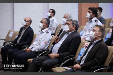 آیین افتتاح و بهره برداری از پروژه های سازمان اتشنشانی و رونمایی از تجهیزات و ماشین آلات سازمان مدیریت پسماند 17