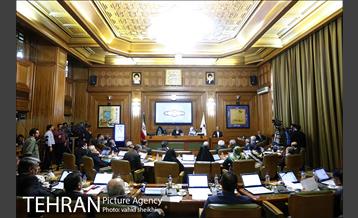 جلسه شورای شهر با موضوع استعفای شهردار تهران 17