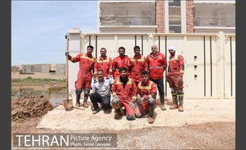 عملیات تخلیه کامل آب شهرک مسکونی پیام اهواز 15