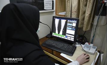 مرکز بهداشتی درمانی منطقه ۵ در لحظه افطار  8