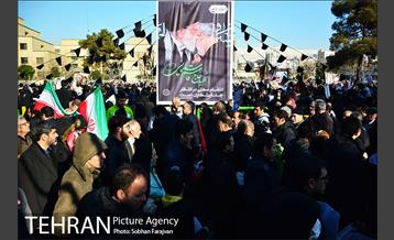 آیین تشییع «سردار قاسم سلیمانی» -3 12