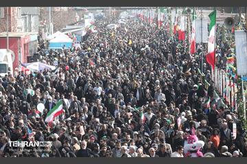 راهپیمایی ۲۲ بهمن در تهران - ۲ 18