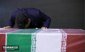 تشییع دو شهید گمنام دفاع مقدس در وزارت ورزش و جوانان 2