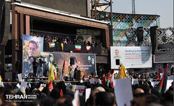 مراسم تشییع پیکر شهید سردار عباس نیلفروشان - 2 15