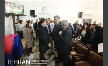 نخستین نشست خبری دکتر پیروز حناچی شهردار تهران  6