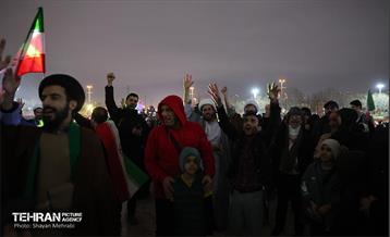 نور افشانی در شب سالگرد پیروزی انقلاب اسلامی - 2 9