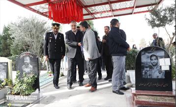 هفتمین سالگرد شهدای آتش‌نشان حادثه پلاسکو 15