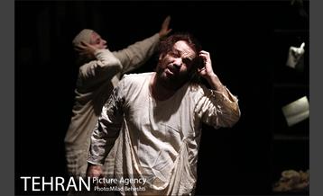 نمایش در انتظار ماهی سیا متوسط 5