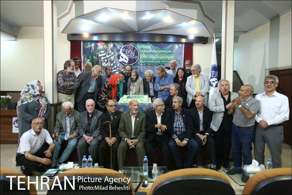 جشن تولد هنرمندان پیشکسوت متولد خرداد 21