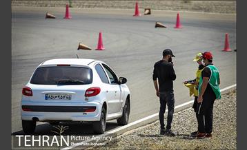 مسابقات اتومبیلرانى اسلالوم بانوان؛ جام مدافعان سلامت 6