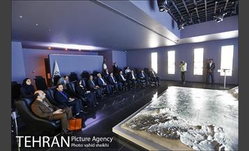 بازدید مدیرعامل شرکت ملی پست ایران و معاون وزیر ارتباطات از رصدخانه شهری تهران 5