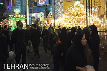 شب تاسوعای حسینی در شهر  10