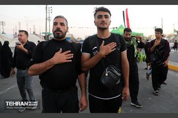 زائران حسینی؛ عمود سلام 3