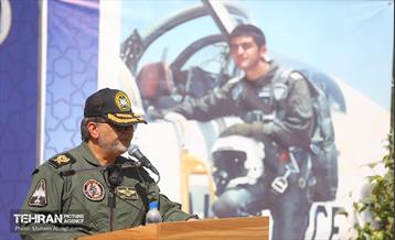 رونمایی از تندیس سرلشکر خلبان شهید بابایی 30