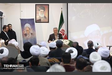 همایش ملی بزرگداشت حاج آقا مجتبی تهرانی(ره) 7