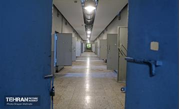 باغ موزه قصر (زندان سیاسی)‎ 26