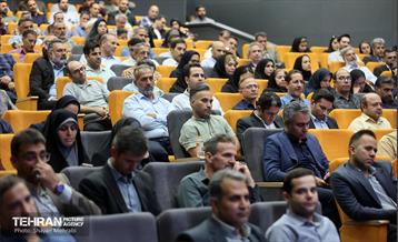 آیین تجلیل از برگزیدگان مناطق 22 گانه 56