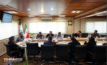 نشست صمیمانه شهردار منطقه 18 با اصحاب رسانه 12