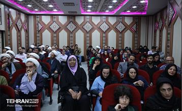 دیدار معاون مالی و اقتصاد شهری شهرداری تهران با نخبگان و فرهیختگان منطقه 19 20