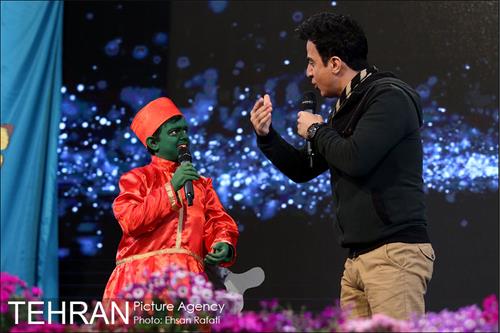 اجرای برنامه عموپورنگ در بوستان زندگی محله هرندی 1