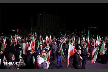 عزاداری مردم تهران در پی شهادت رهبر انقلاب اسلامی 11