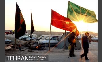 پیاده روی زائران به سمت کربلا از مرز شلمچه 18